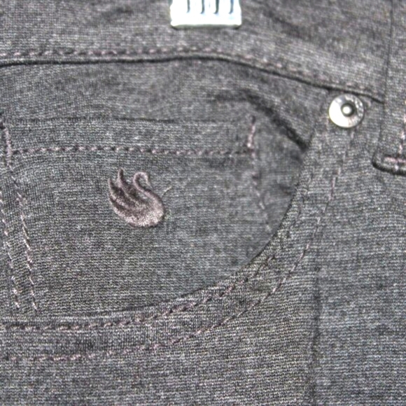 ✨ Gloria Vanderbilt All Around Slimming Pants - Size 12 ✨ - Picture 3 of 12